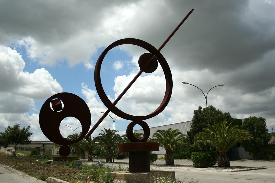 Onvergetelijke Aardbeving in Java: Levens Veranderend Drama 🌏